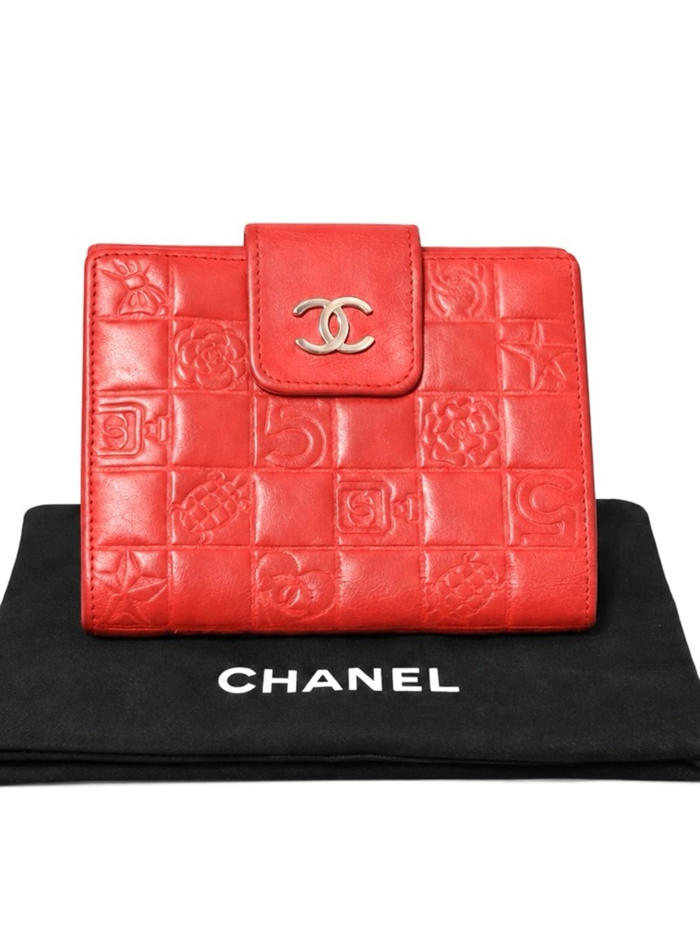 CHANEL Vintage "Icon" French Purse Lucky Symbols Lambskin Leather Trifold Wallet